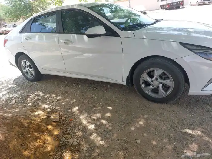 Hyundai elantra 2021 1