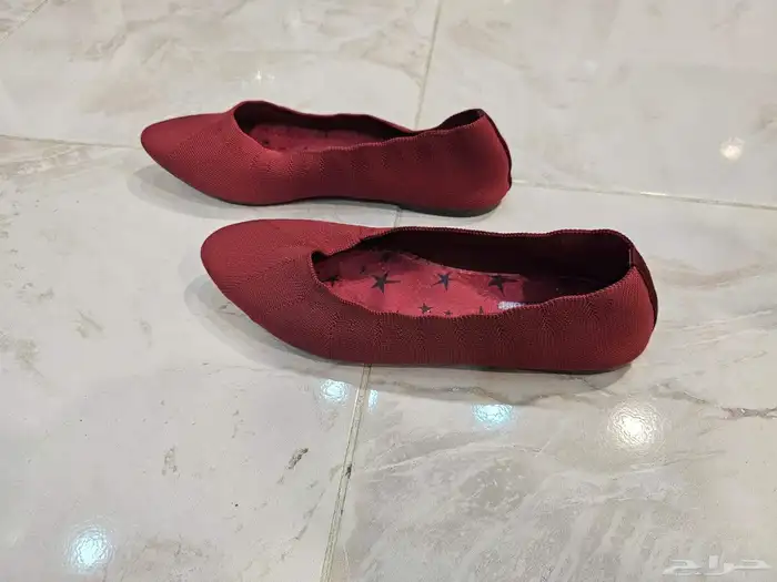 حذاء نسائي جديد من سكيتشرز مقاس 41 4