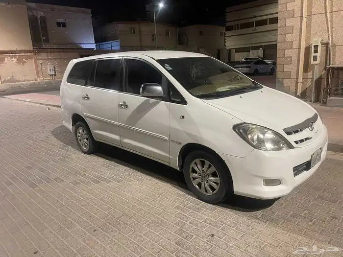 للبيع اينوفا تماتيك 9