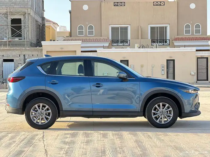 مازدا CX5 موديل 2023 نصف فل AWD نظيف جداا ممشى قليل 18