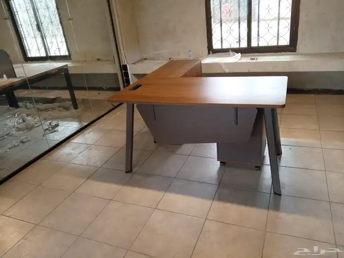 مجموعة مكتب تنفيذي فاخرة مع خزانة 40