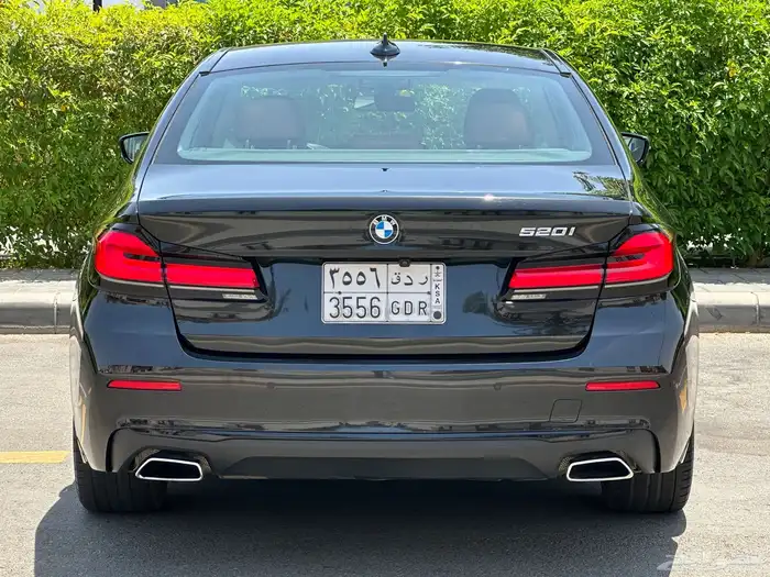 BMW 520 2023 السعر 123000 الف 1