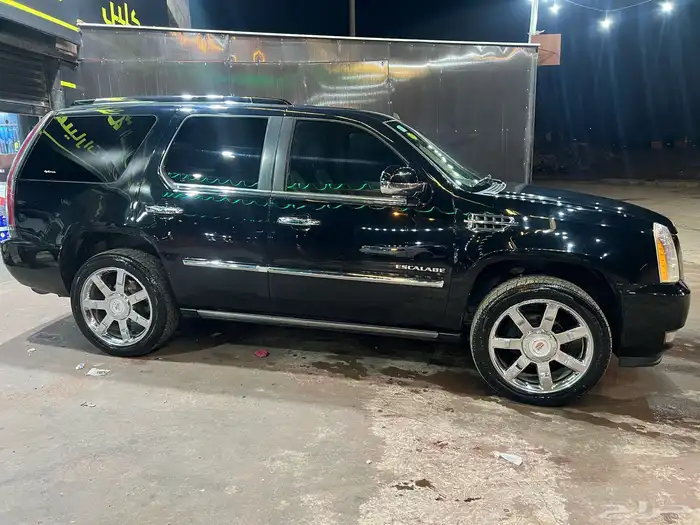 كاديلاك فل كامل للبيع 7