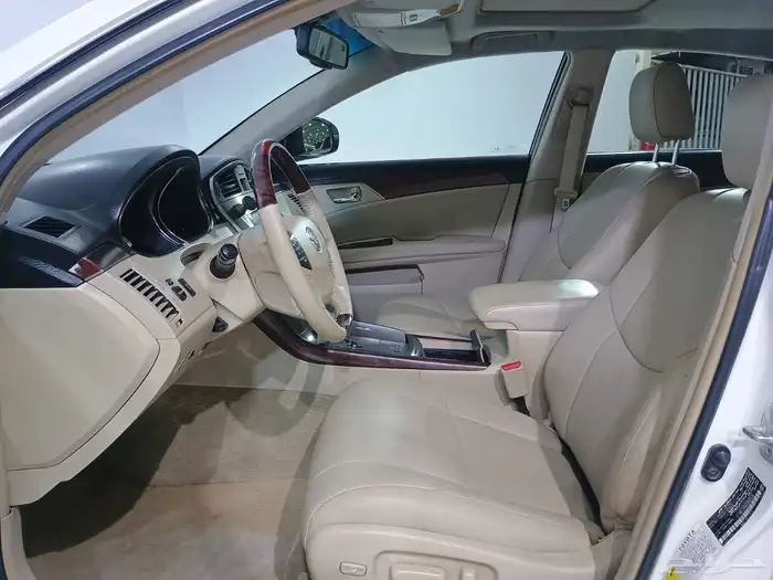 تويوتا افالون 2012 ليميتد 11