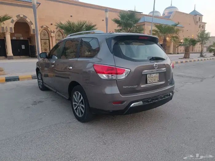 نيسان باثفندر 4