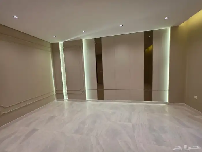 شقق تمليك فاخرة ولي العهد 1 داخل الحد 5 غرف ب 470 13