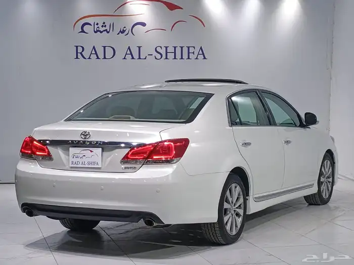 تويوتا افالون 2012 ليميتد 6