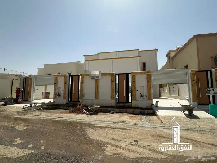 للبيع دبلكسات بحي الياسيمن شمال حائل 0