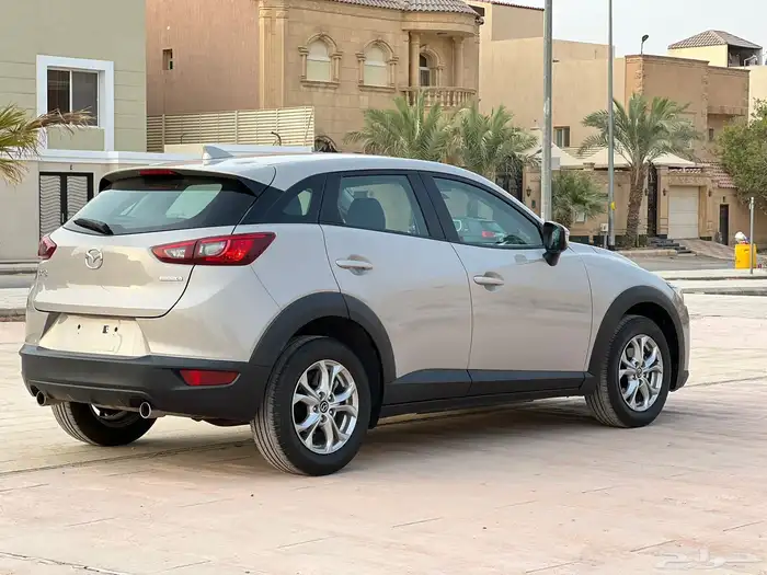 مازدا CX3 موديل 2023 نصف فل شبه جديد نظيف جداا 6