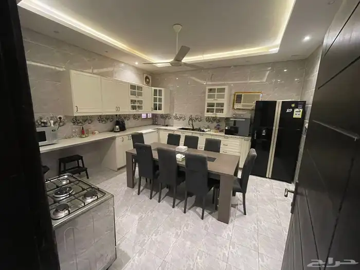 عمارة للبيع فاخره في ارقي احياء  مكه ولي العهد 3مساحة 600م 10