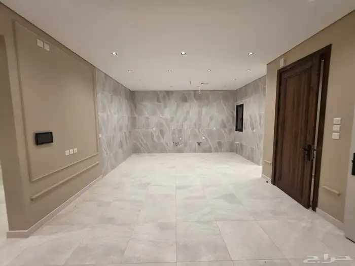 شقق تمليك فاخرة ولي العهد 1 داخل الحد 5 غرف ب 470 5