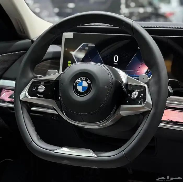 مواصفات عالية BMW 735i 2026 18