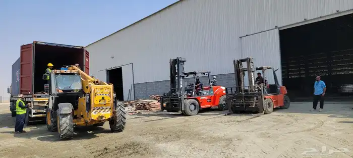 للايجار رافعات شوكية وسيزرات وكرينات جميع انواع المعدات 1