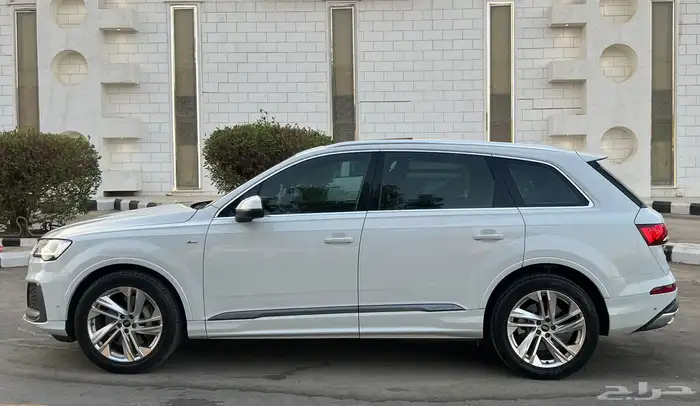 اودي Q7 2022 (بحالة ممتازة) 8