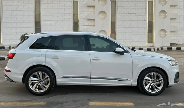 اودي Q7 2022 (بحالة ممتازة) 7