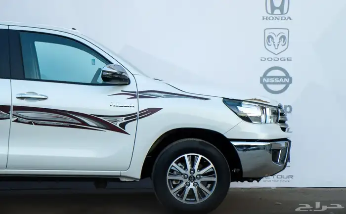 تويوتا هايلكس غمارتين GLX. 2بنزين موديل2025 7