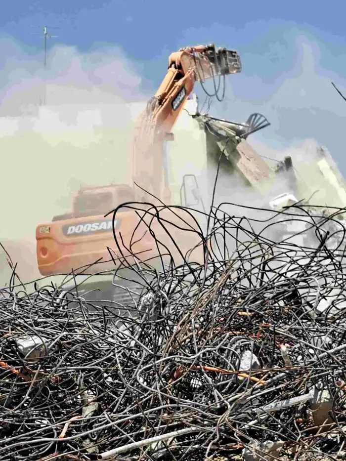 هدم وإزالة المباني مجاني 0