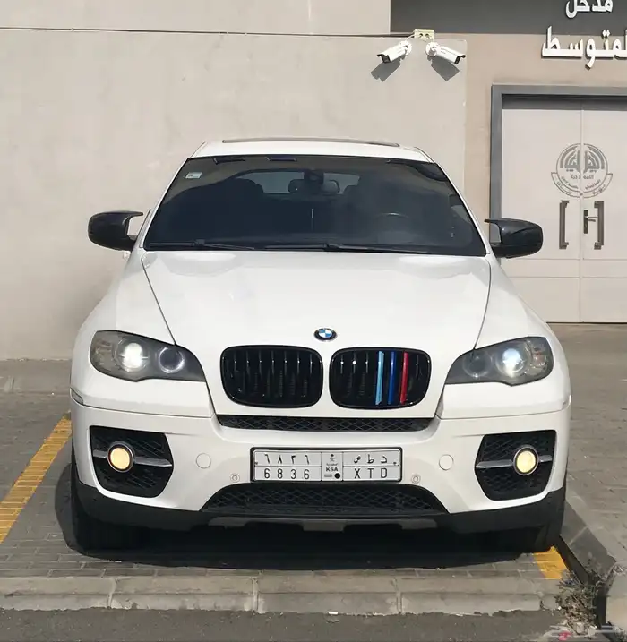 بي ام X6 2010 3
