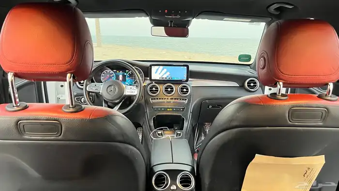 مرسيدس GLC300 موديل 2020 23
