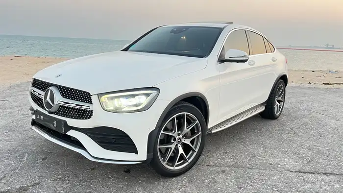مرسيدس GLC300 موديل 2020 19