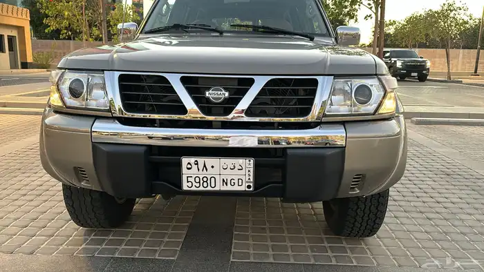 نيسان باترول سوبر سفاري بدون فتحه دفلك ممشى قليل ومخزن 8