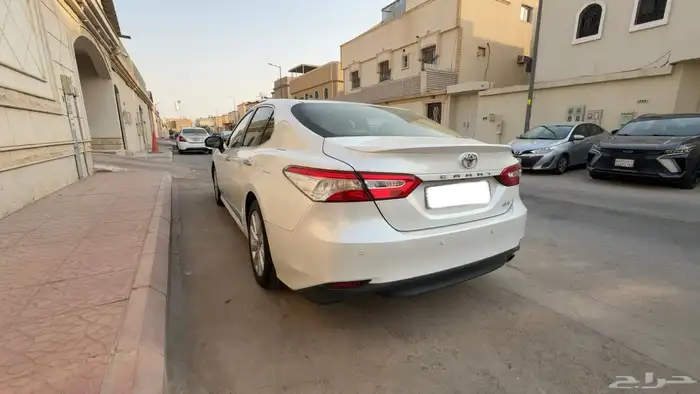كامري 2020 فل كامل GLE بنزين فتحة 6