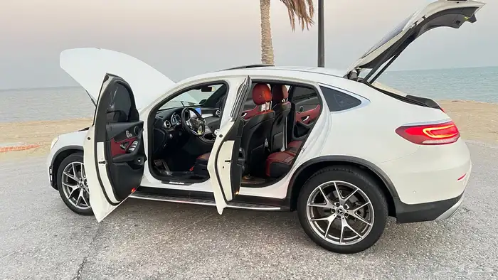 مرسيدس GLC300 موديل 2020 6