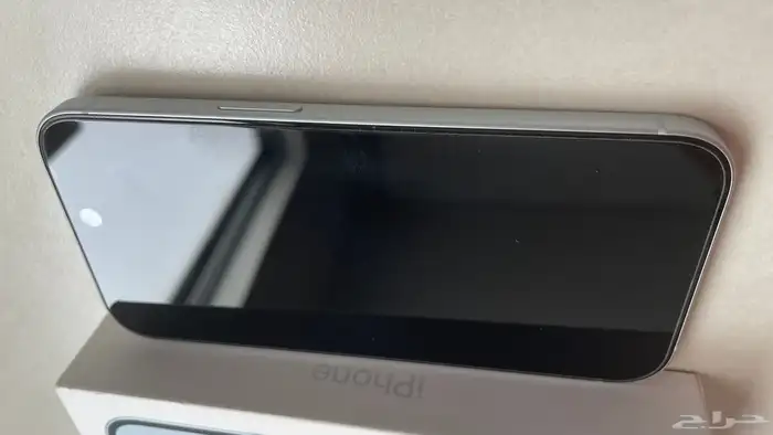 آيفون 15 256 جيجا أبيض مستعمل نظيف 3
