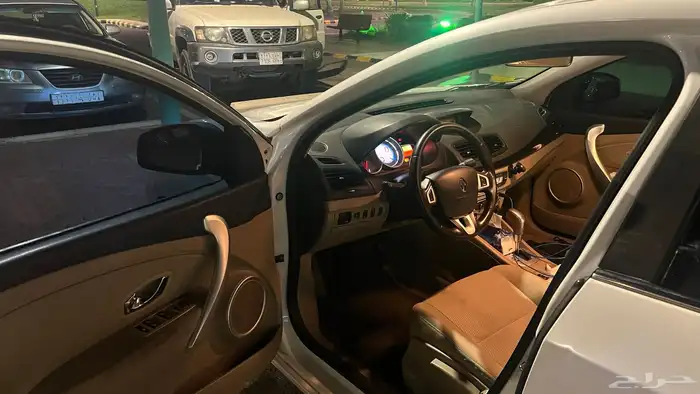 رينو فيلونس 2015 5