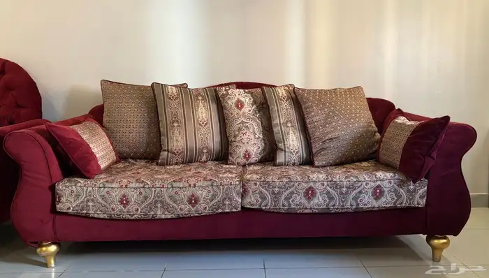 طقم كنب مع ستاره للبيع 0