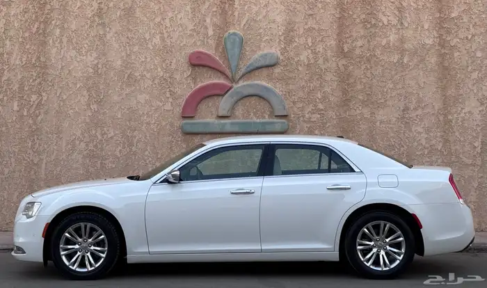 كرايسلر C300 2021 عداد 82 الف 2
