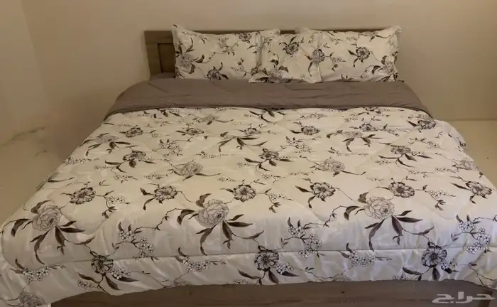 اثاث للبيع منفصل او مع بعض 2