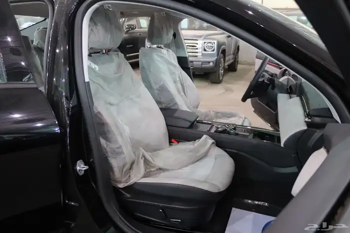 فورد تورس تيتانيوم موديل 2026 بسعر 144.900 8