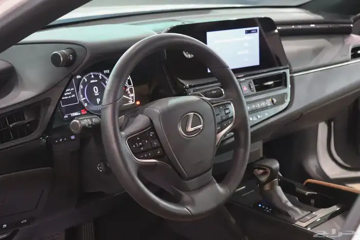 لكزس ES350 نص فل 2024 مستخدم وارد البريمي بسعر 189.000 11