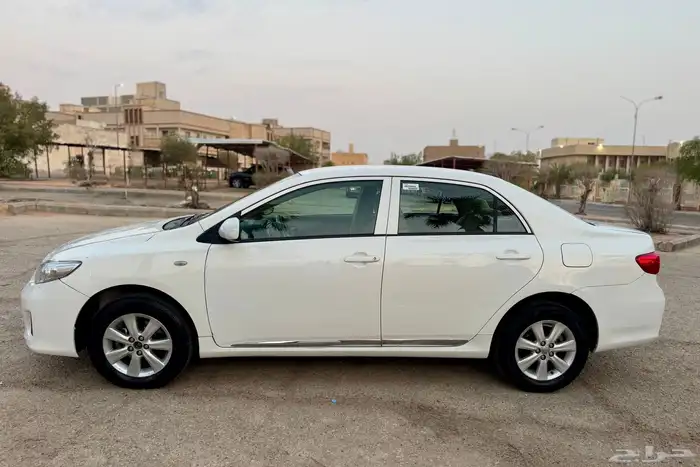 للبيع كورلا 2012 (XLI 1.6) نص فل ((نظيفة)) 13