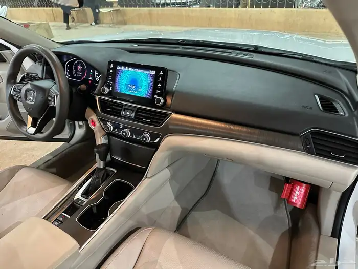 هوندا اكورد موديل 2021 فئة LX 11
