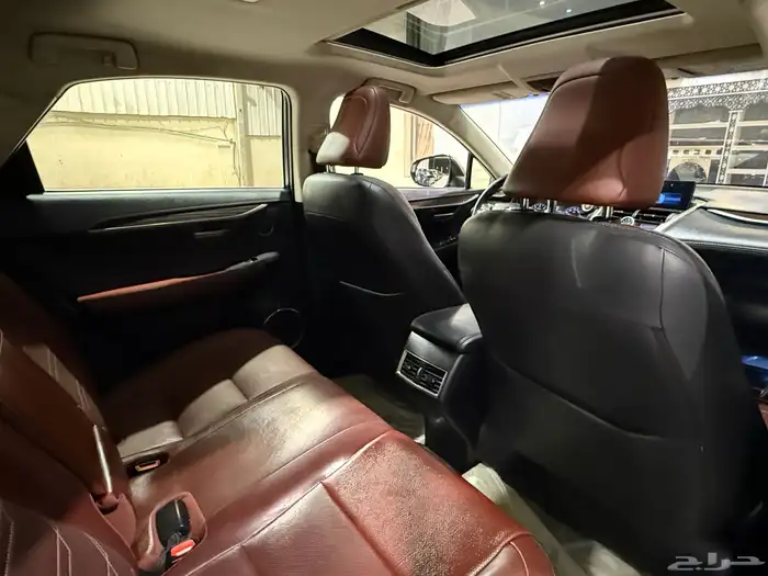 لكزس 2016 NX200t (بحالة ممتازة) 8