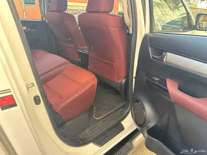 تم البيع هايلوكس 2016 غمارتين دبل مخزنة تم البيع 24