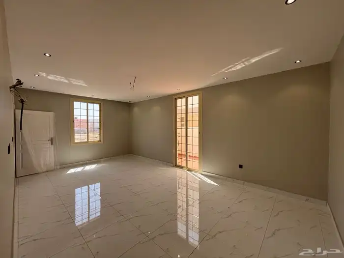 فلة فاخرة للبيع 22