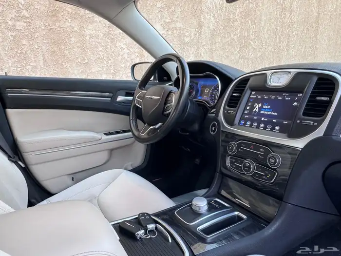 كرايسلر C300 2021 عداد 82 الف 24