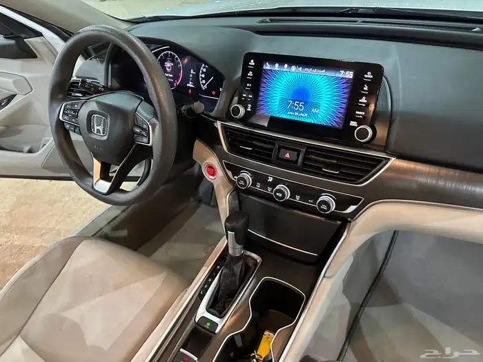 هوندا اكورد موديل 2021 فئة LX 12