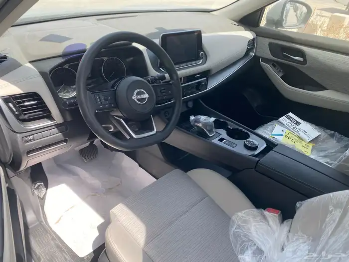 نيسان اكس تريل SV دبل 7 مقاعد سعودي 2025 8