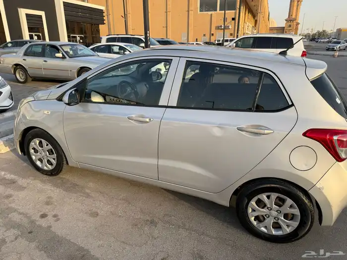 (2016 Hyundai i10) سيارة 4