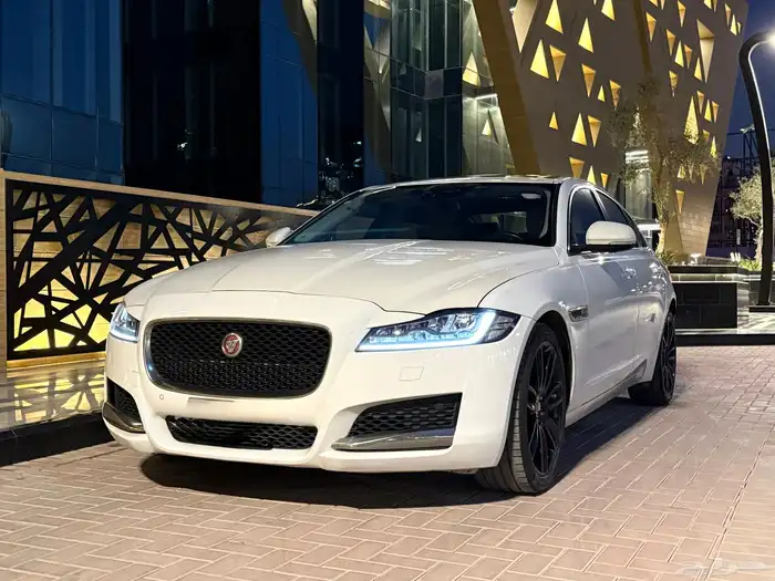 جاكوار XF 2018 5