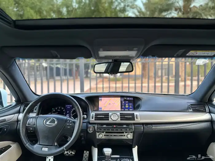 لكزس LS460 موديل 2013 سعودي اسبورت 18