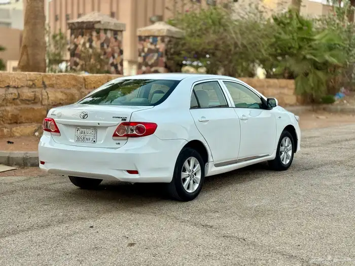 للبيع كورلا 2012 (XLI 1.6) نص فل ((نظيفة)) 10