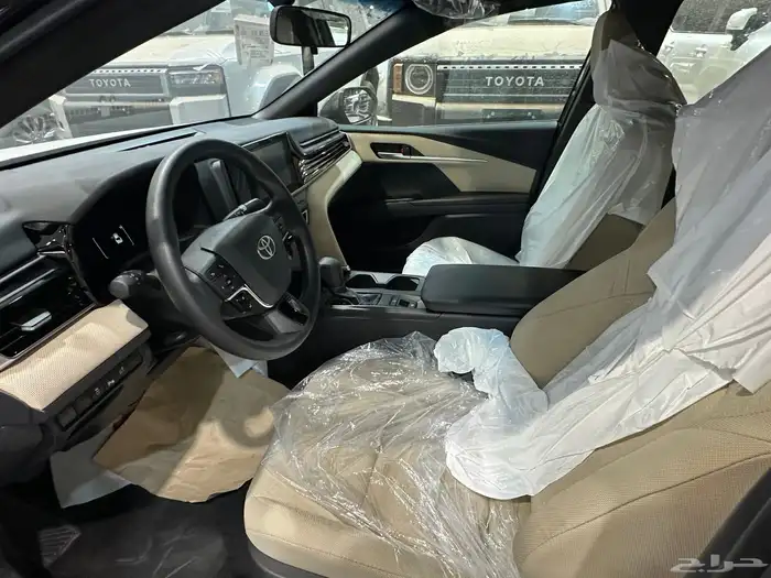 كامري 2025 سعودي اصفار E 7