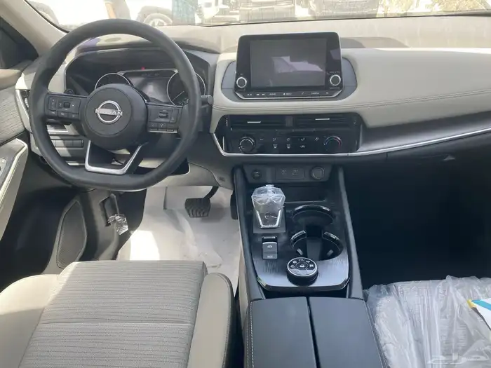 نيسان اكس تريل SV دبل 7 مقاعد سعودي 2025 7