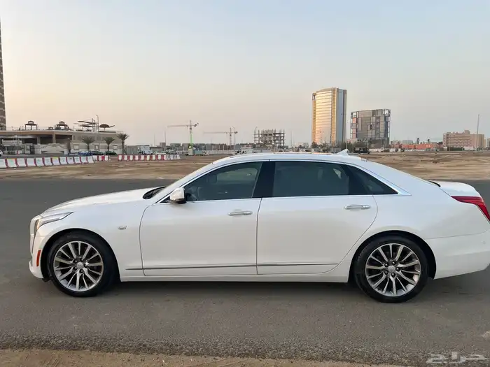 كاديلك CT6 سيارة مخزنة للبيع 3