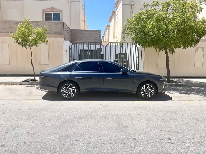 ازيرا 2023 0